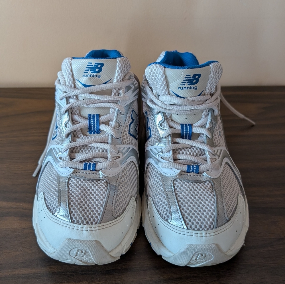 New Balance White and Blue Women's Sneakers - Picture 2 of 6